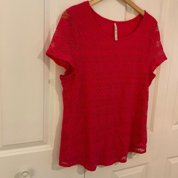 Leo & Nicole Pink Crochet Lace Overlay Short Sleeve Top XL - Picture 5 of 10
